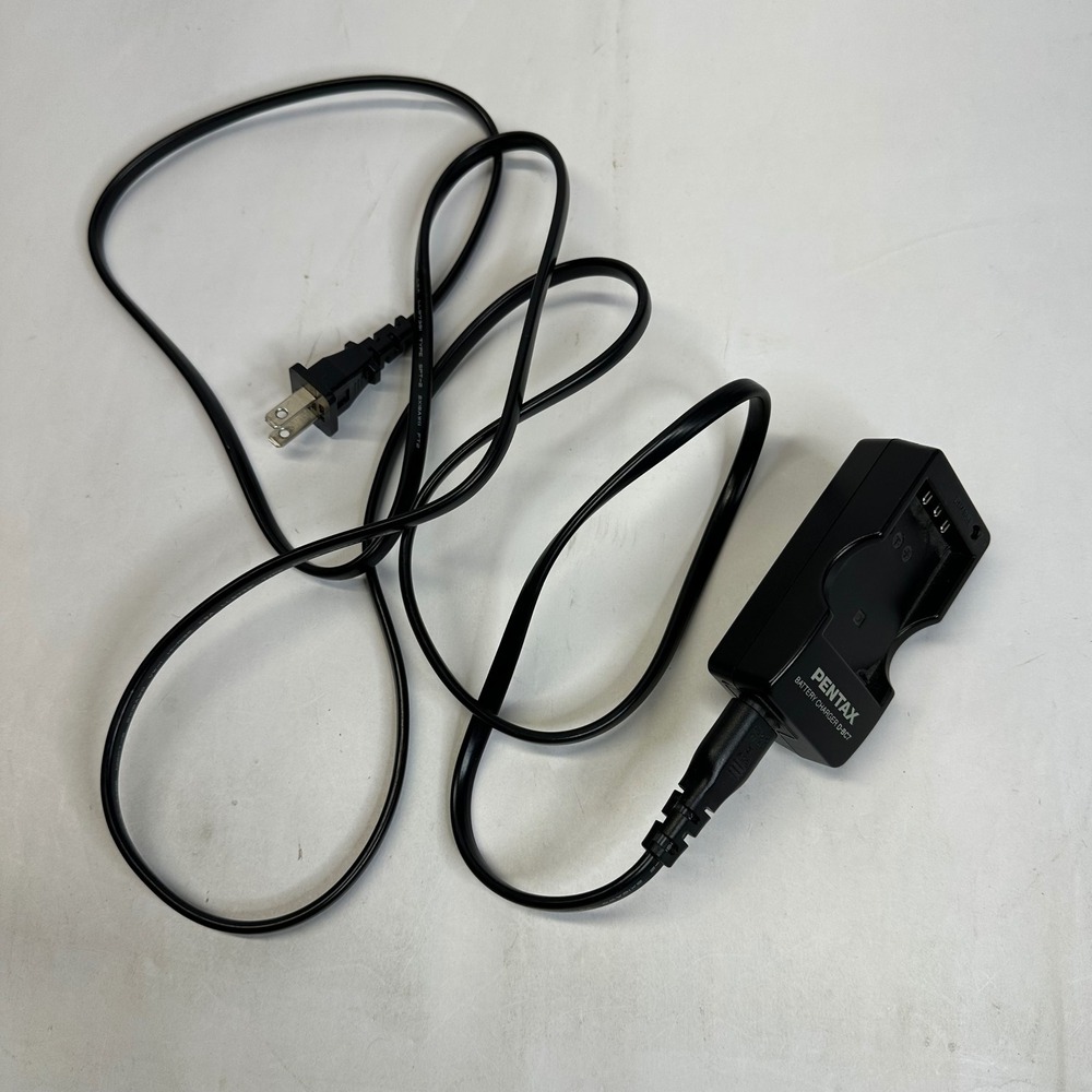 Pentax Battery Charger‎ D-BC7 for Pentax Digital Cameras AC 100-240V Works